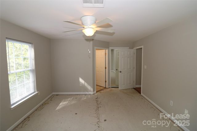 2558 Carya Pond Lane, Charlotte, NC 28212