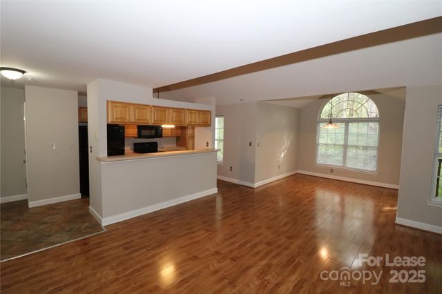 2558 Carya Pond Lane, Charlotte, NC 28212