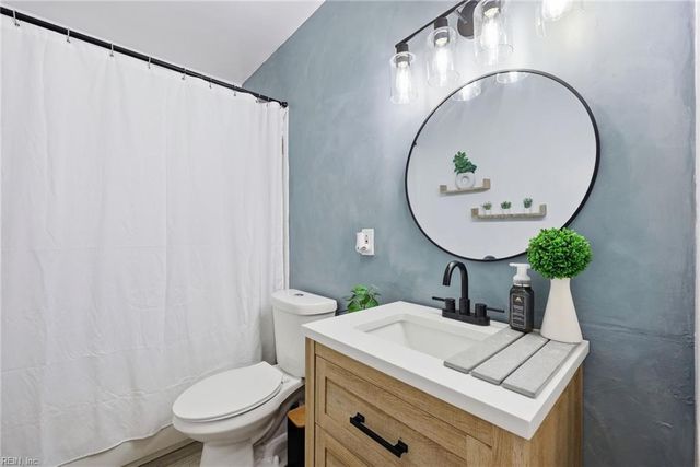 6105 Adelphi CIR, Virginia Beach, VA 23464