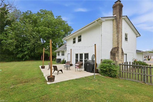 6105 Adelphi CIR, Virginia Beach, VA 23464