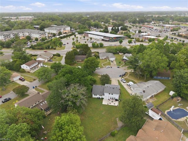 6105 Adelphi CIR, Virginia Beach, VA 23464
