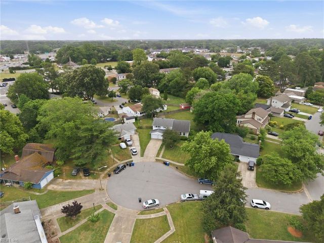 6105 Adelphi CIR, Virginia Beach, VA 23464