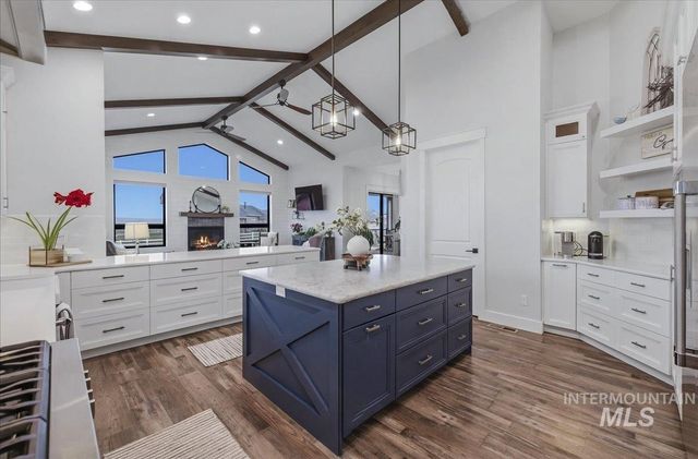 9067 Crystal Quartz Dr., Nampa, ID 83686