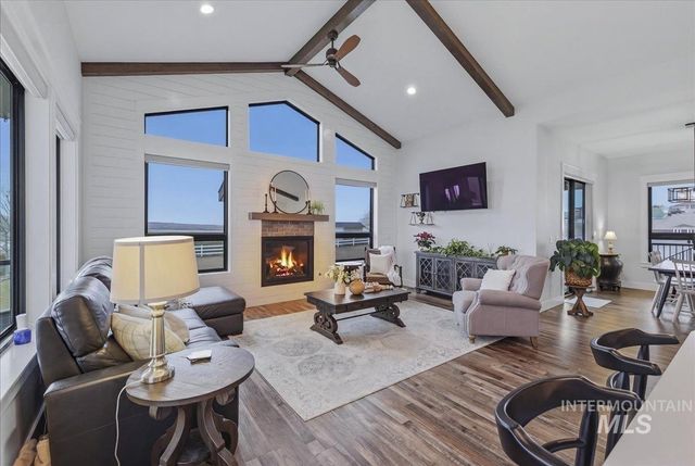 9067 Crystal Quartz Dr., Nampa, ID 83686