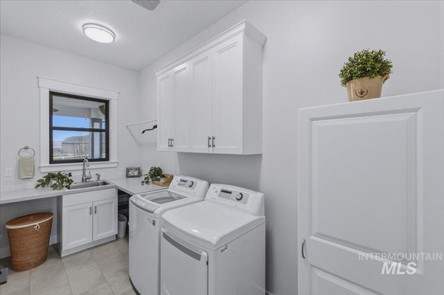 9067 Crystal Quartz Dr., Nampa, ID 83686