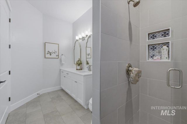 9067 Crystal Quartz Dr., Nampa, ID 83686