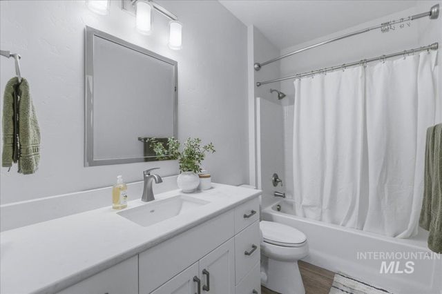 9067 Crystal Quartz Dr., Nampa, ID 83686