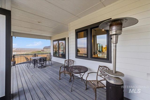 9067 Crystal Quartz Dr., Nampa, ID 83686