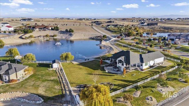 9067 Crystal Quartz Dr., Nampa, ID 83686