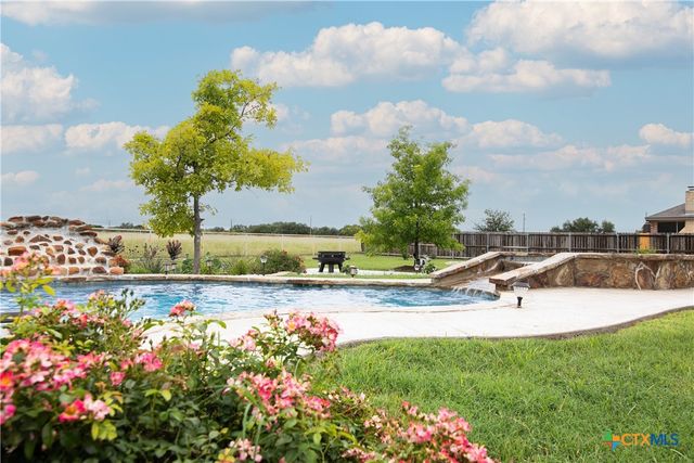 11010 La Paloma Loop, Salado, TX 76571