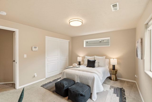 702 S Edgerton Ln, Spokane Valley, WA 99212