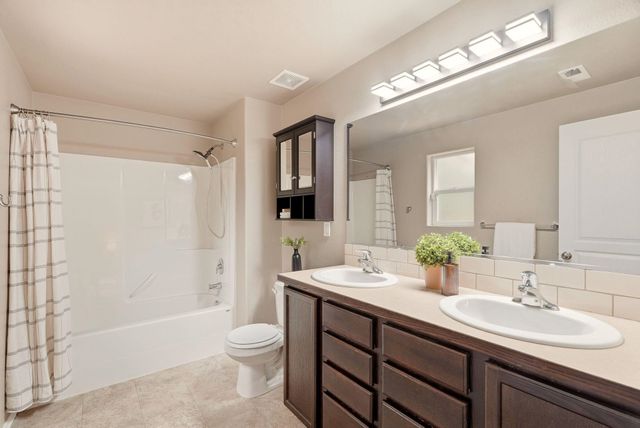 702 S Edgerton Ln, Spokane Valley, WA 99212