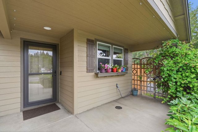 702 S Edgerton Ln, Spokane Valley, WA 99212