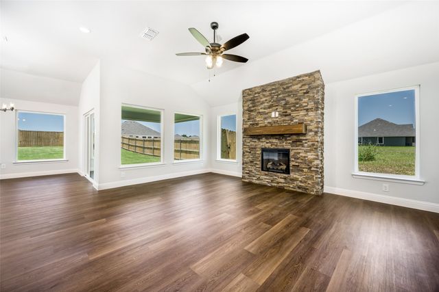 4202 Padron Lane, Sanger, TX 76266
