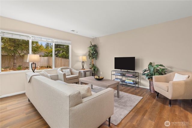 24022 SE 262nd Street, Maple Valley, WA 98038