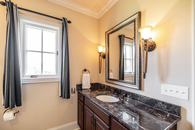 4047 Ironwood Dr, Greenbrier, TN 37073