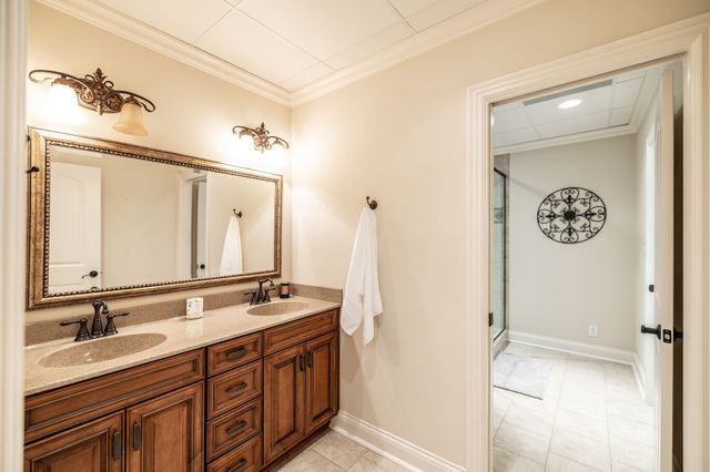 4047 Ironwood Dr, Greenbrier, TN 37073