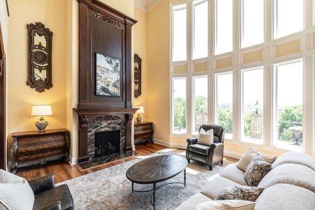 4047 Ironwood Dr, Greenbrier, TN 37073