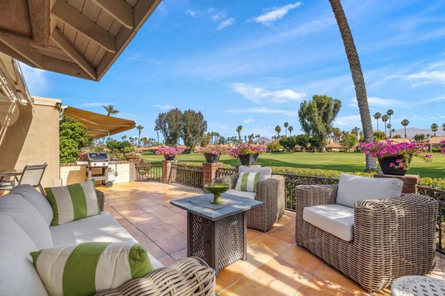 201 Las Lomas, Palm Desert, CA 92260