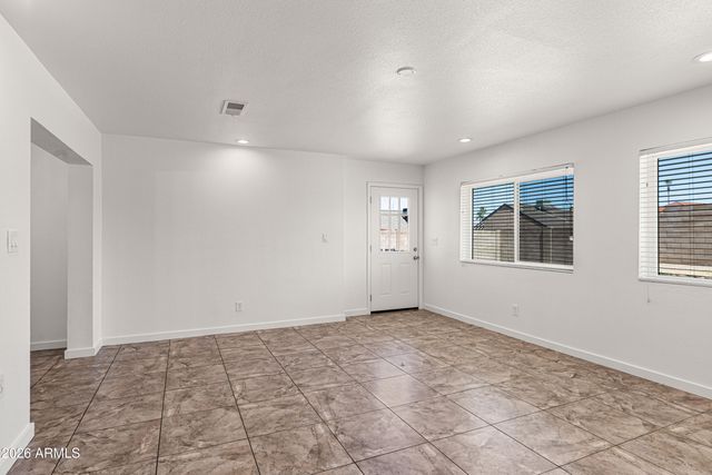 1314 E TOPEKA Drive, Phoenix, AZ 85024