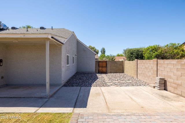 1314 E TOPEKA Drive, Phoenix, AZ 85024