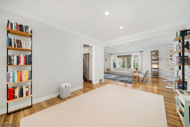 120 Brookside Dr, New Providence Boro, NJ 07974