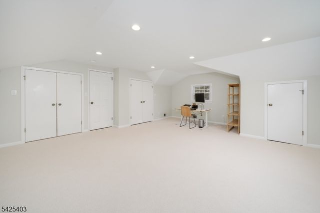 120 Brookside Dr, New Providence Boro, NJ 07974