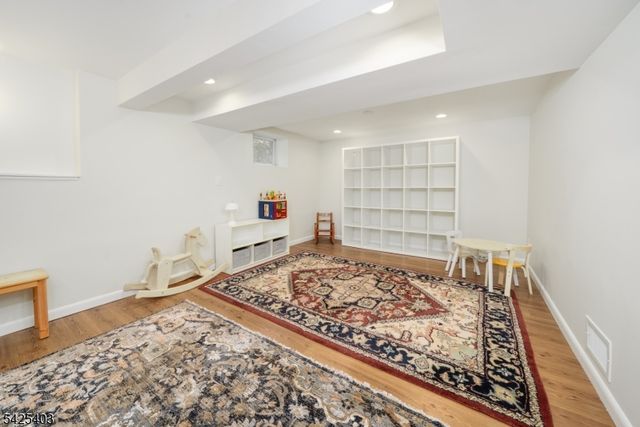 120 Brookside Dr, New Providence Boro, NJ 07974