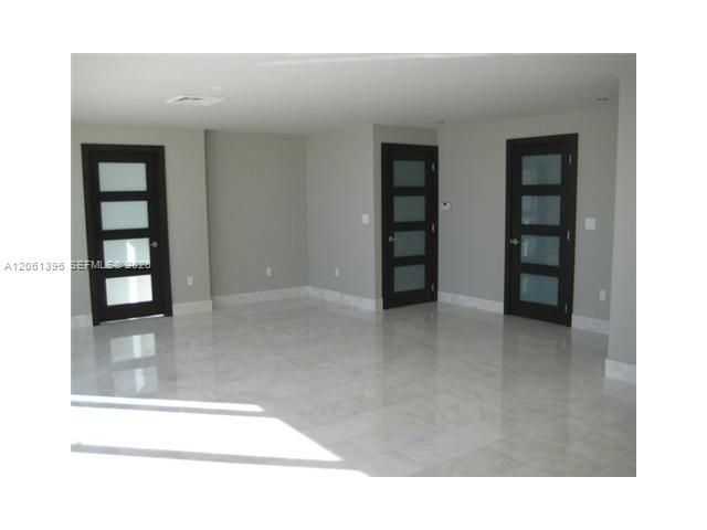 1850 S Ocean Drive PH4402, Hallandale Beach, FL 33009