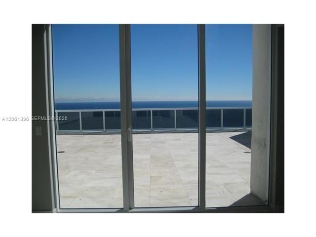 1850 S Ocean Drive PH4402, Hallandale Beach, FL 33009