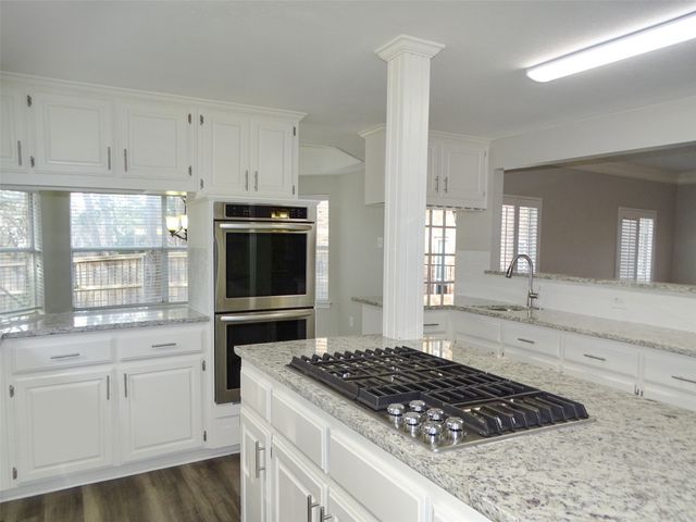 909 Hickory Knob Circle, Cedar Hill, TX 75104