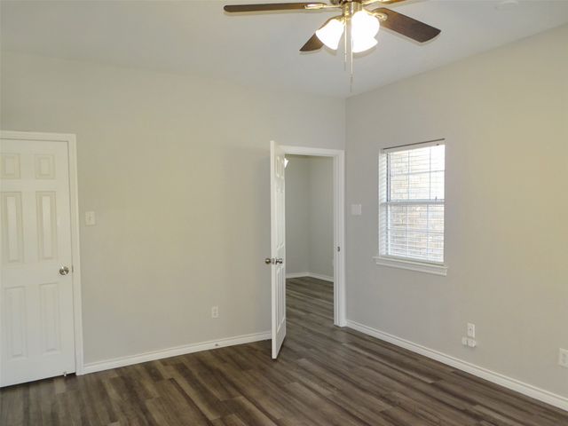 909 Hickory Knob Circle, Cedar Hill, TX 75104