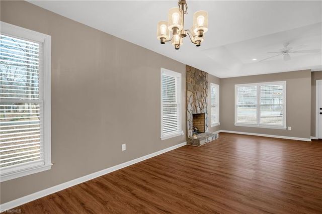 503 N Greenbriar Street, Liberty, NC 27298