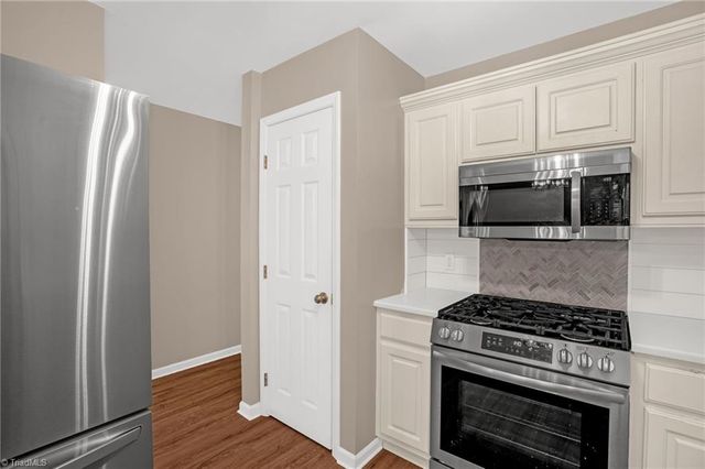 503 N Greenbriar Street, Liberty, NC 27298