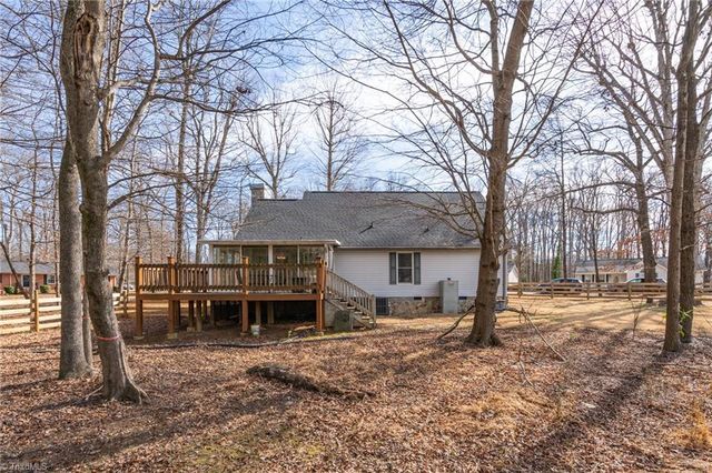 503 N Greenbriar Street, Liberty, NC 27298