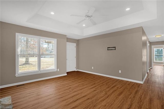 503 N Greenbriar Street, Liberty, NC 27298