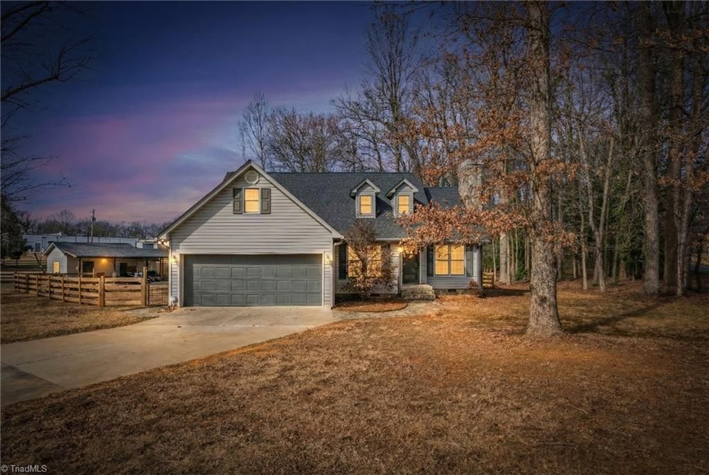 503 N Greenbriar Street, Liberty, NC 27298