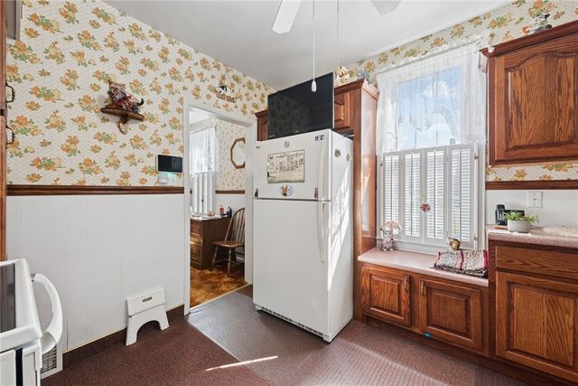 39 John Street, Uniontown, PA 15401