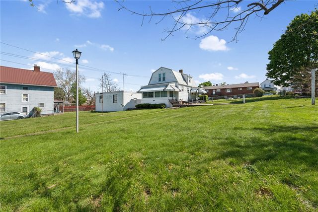 39 John Street, Uniontown, PA 15401