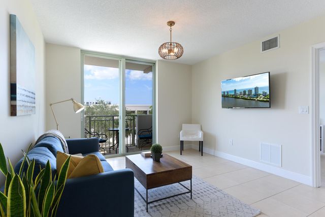 610 Clematis Street, West Palm Beach, FL 33401