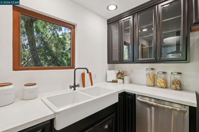 600 Suntree Lane 608, Pleasant Hill, CA 94523