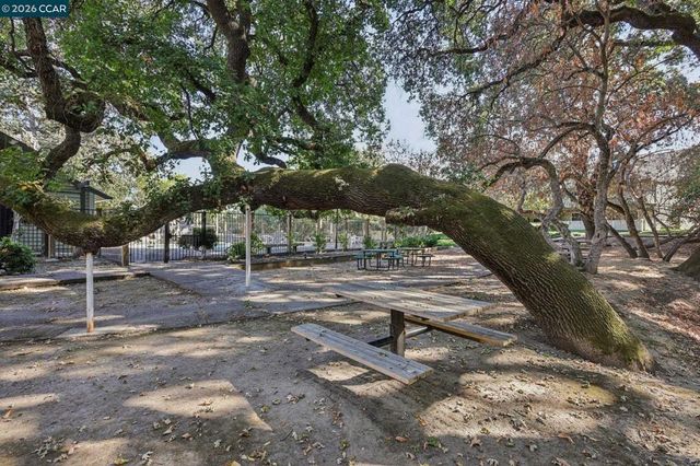 600 Suntree Lane 608, Pleasant Hill, CA 94523