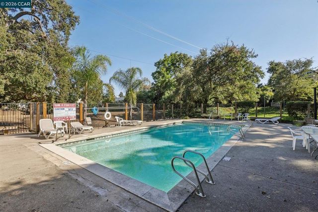 600 Suntree Lane 608, Pleasant Hill, CA 94523