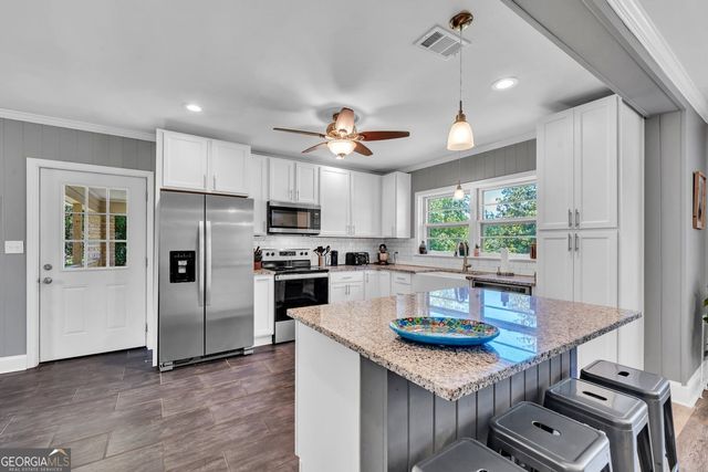 1010 E 22nd Avenue, Cordele, GA 31015