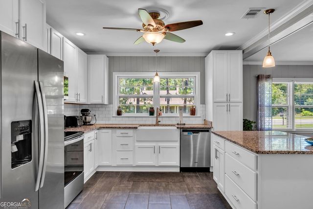 1010 E 22nd Avenue, Cordele, GA 31015