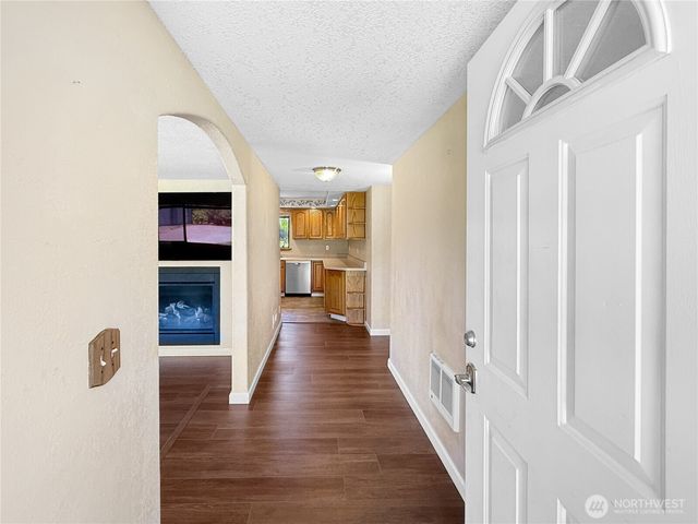 16321 148th Avenue SE, Yelm, WA 98597