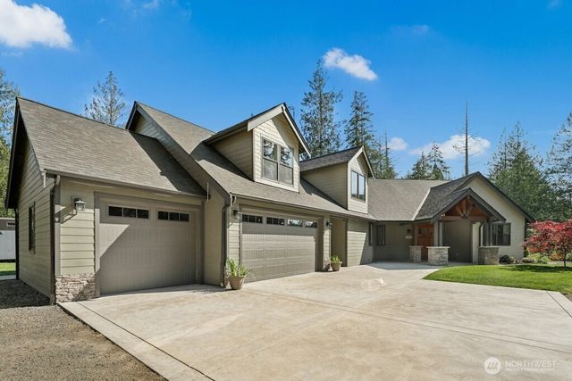 2415 44th Avenue NW, Olympia, WA 98502