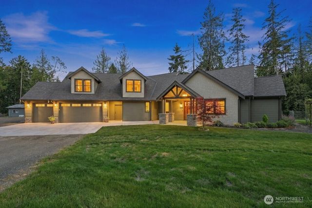 2415 44th Avenue NW, Olympia, WA 98502