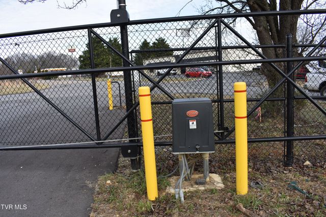 354 Shadowtown Road, Blountville, TN 37617