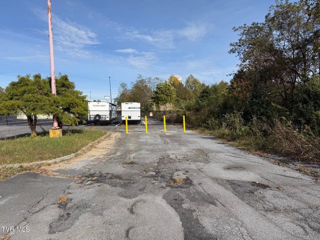 354 Shadowtown Road, Blountville, TN 37617